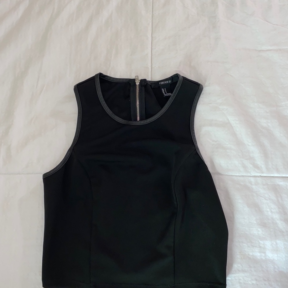 Small - Picture 2 of 6